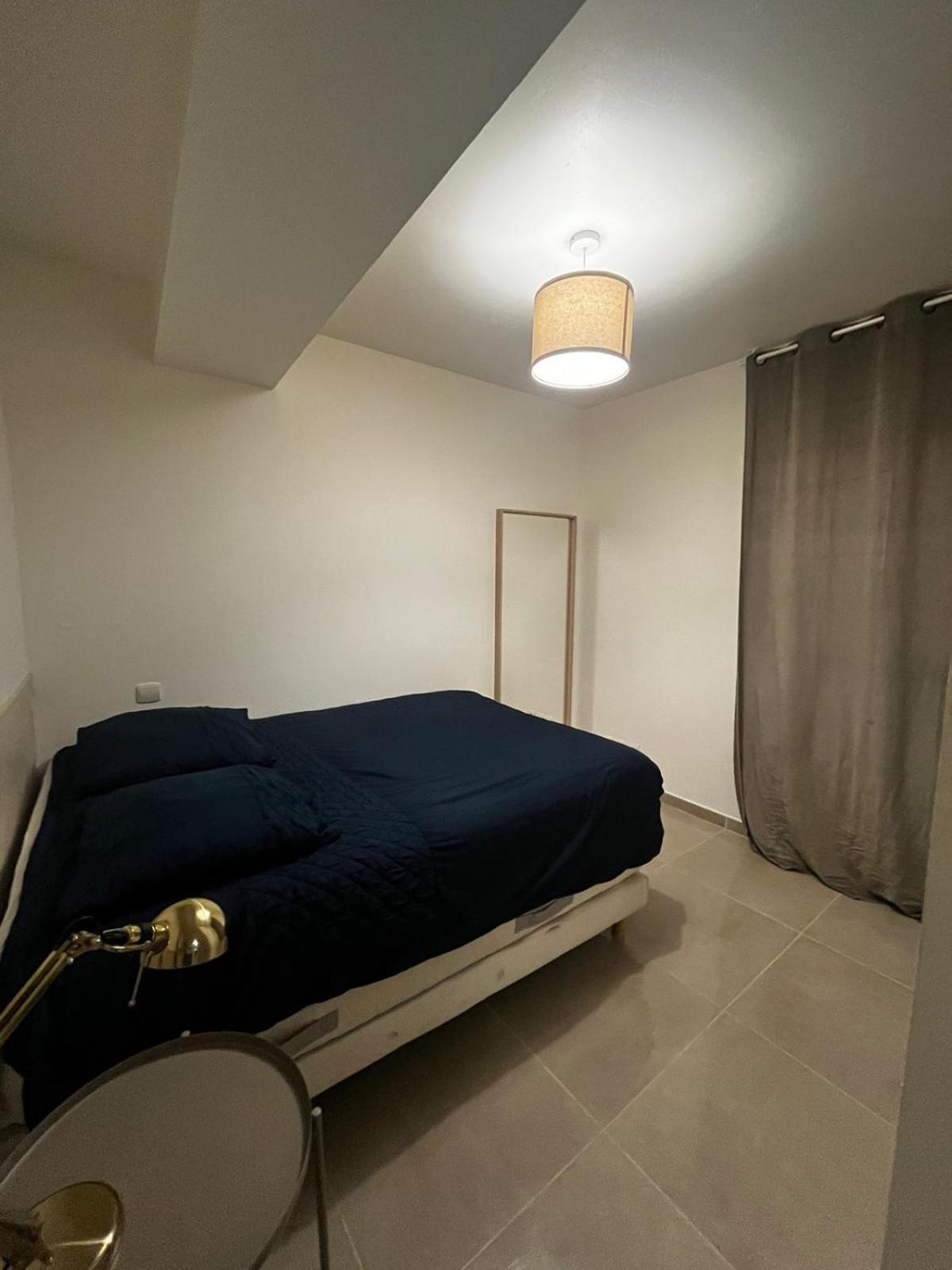 Appartement Des Carmes Nimes Exterior photo